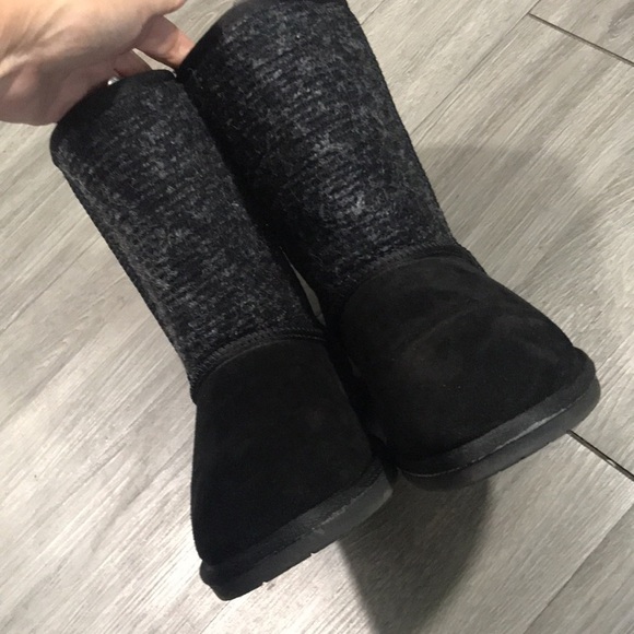 Minnetonka Black Suede and Sheepskin Fur Lined boots size 9 - Picture 6 of 11